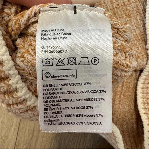 H&M heavyweight sweater extra small - Picture 6 of 6